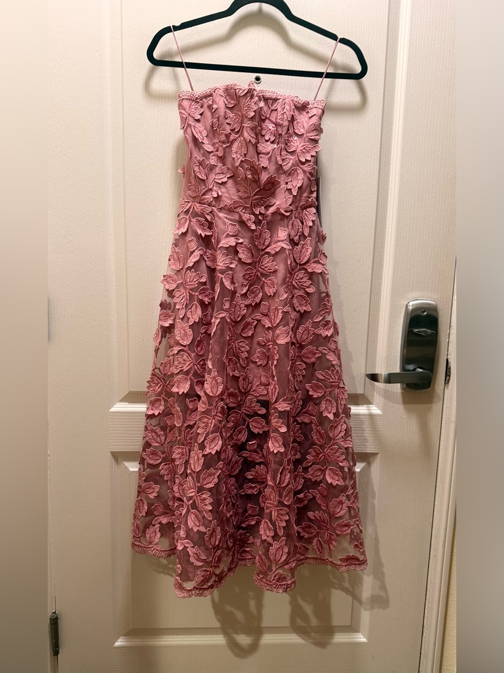 Helsi Florence Strapless Sequin Floral Midi Dress size XS Preloved - Picture 7 of 10